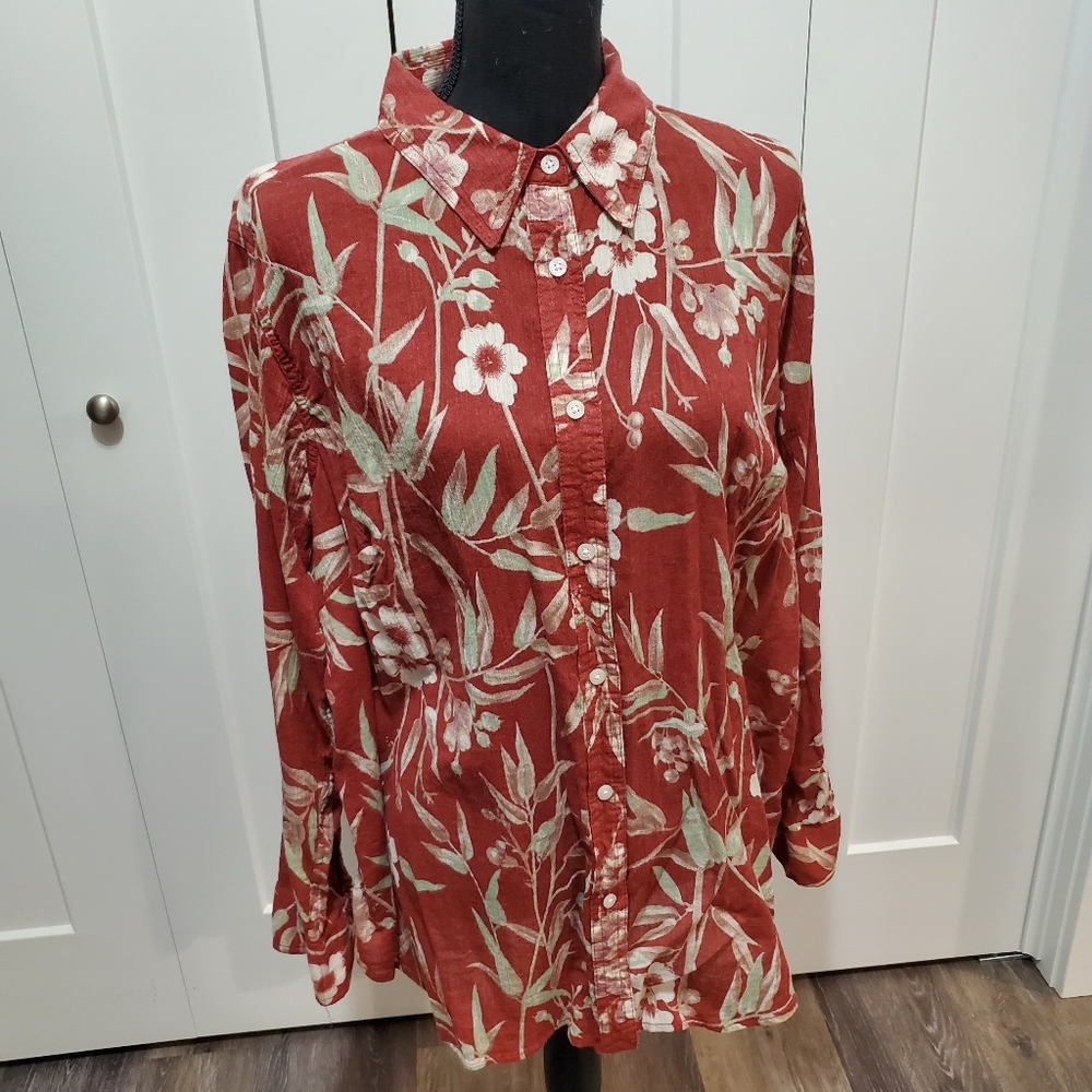 Long sleeved dress shirt.